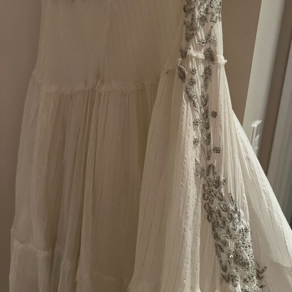 bebe Ivory Maxi Skirt with Metallic Details - Picture 4 of 10